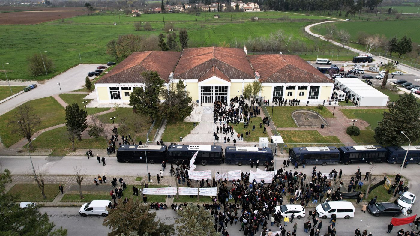 Η ΕΣΗΕΘΣΤΕ-Ε για την δίκη των Τεμπών και τους «αποκλεισμούς» δημοσιογράφων